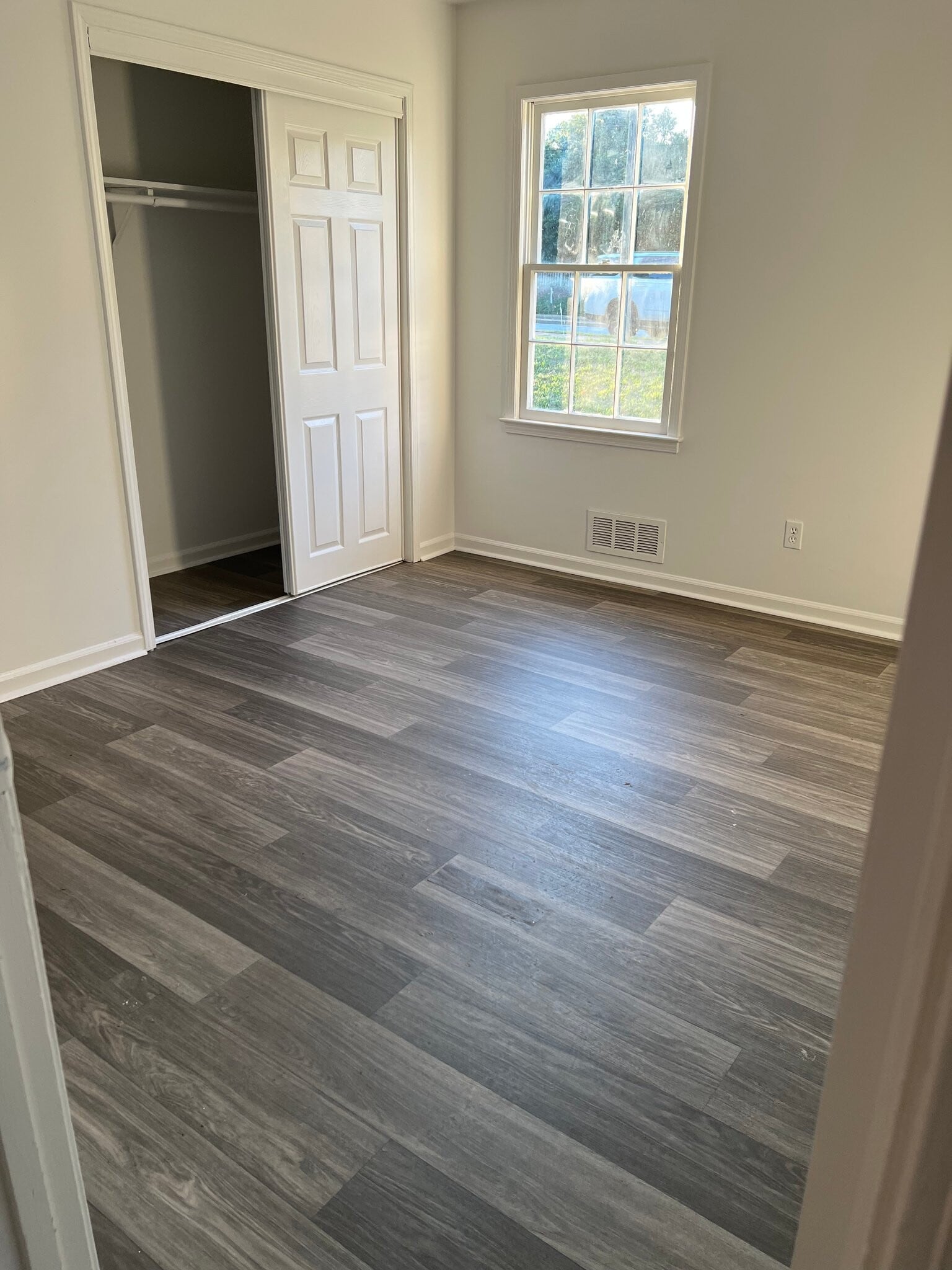 Building Photo - 3150 Sandy Plains Rd