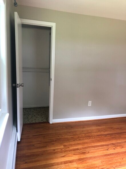 Back Bedroom - 3000 Virginia Ave