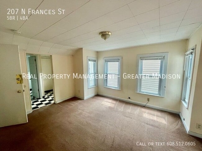 Building Photo - 207 N Frances St