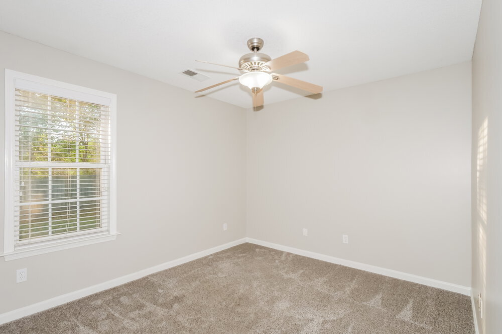 Building Photo - 5245 Charlotte Oak Cove