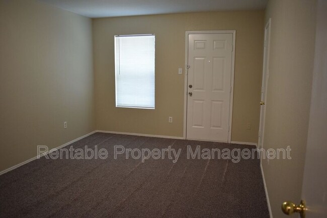 Building Photo - 8028 Doreen Ave