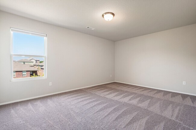 Building Photo - New Home Waiting For You!