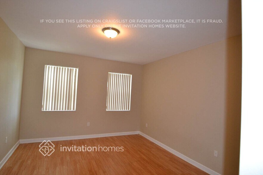 Building Photo - 16850 SW 95th St