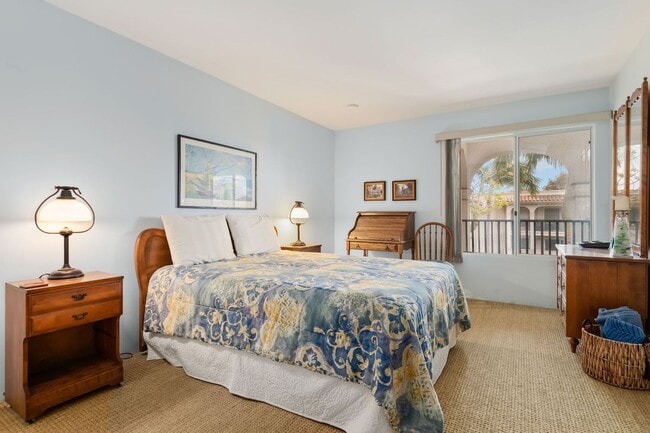 Building Photo - Total Quality Living! El Escorial Villas at East Beach~