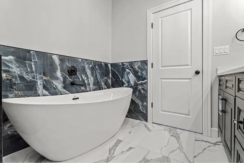 Building Photo - 4827 S St Lawrence Ave