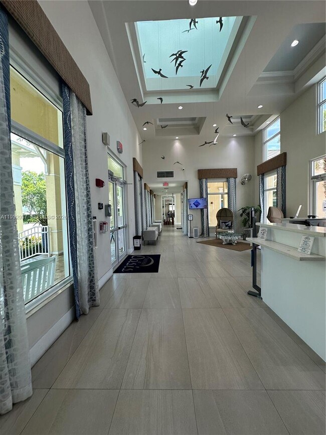 Building Photo - 133 SE 28th Ter