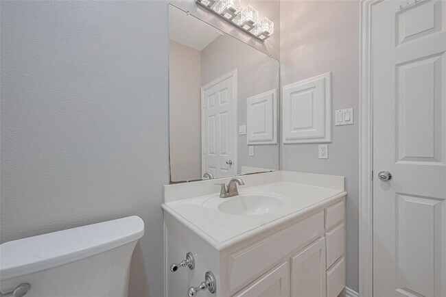 Building Photo - 7130 Harmony Cove