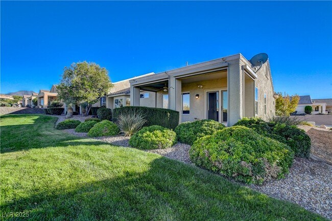 Building Photo - 2682 Grand Forks Rd