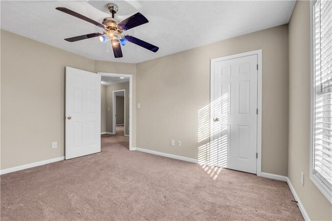 Building Photo - 1538 Park Grove Dr