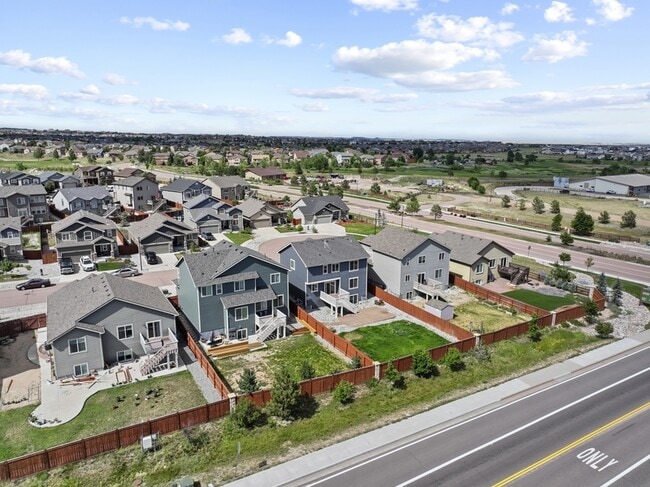Building Photo - 9432 Beryl Dr