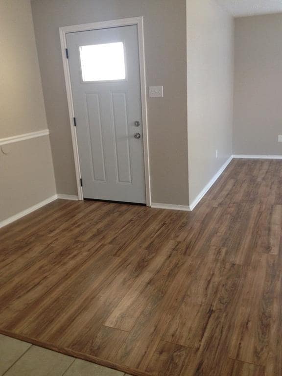 Building Photo - 927 Three Forks Dr