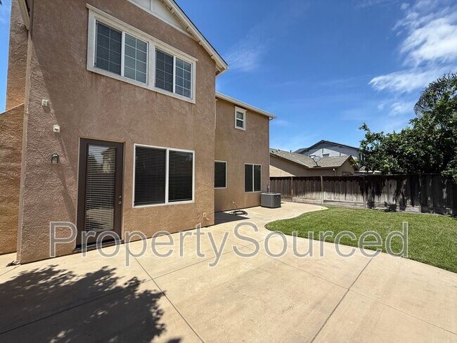 Building Photo - 1688 Gathering Ln