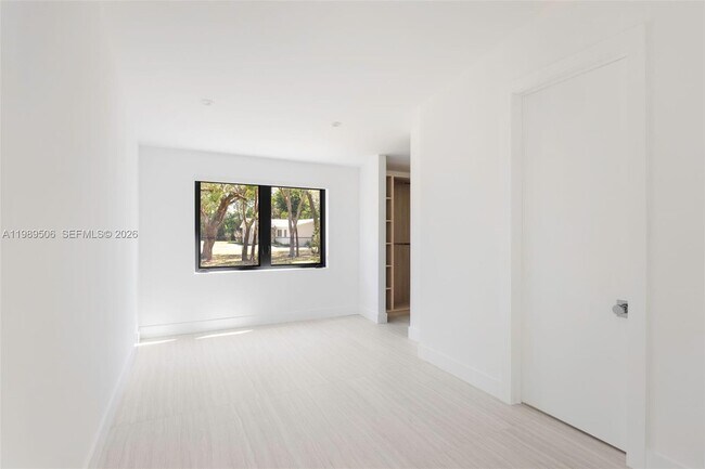 Building Photo - 8800 SW 118th St