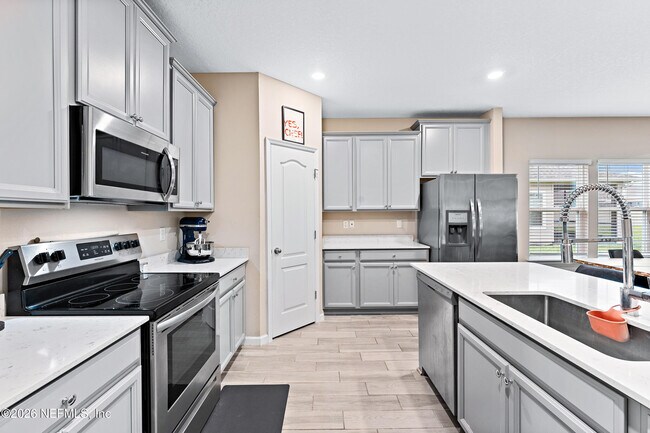 Building Photo - 10206 Powell Creek Ct