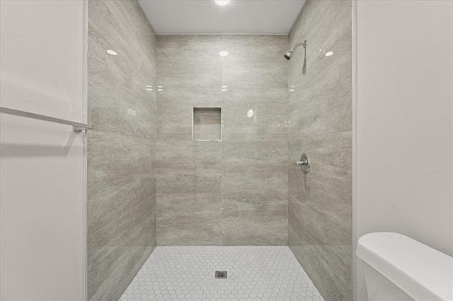 Building Photo - 917 N Wood St