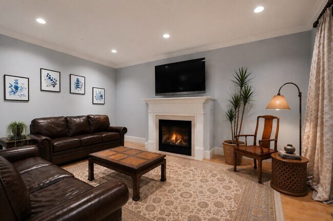 Building Photo - 36 Journeys End Ln
