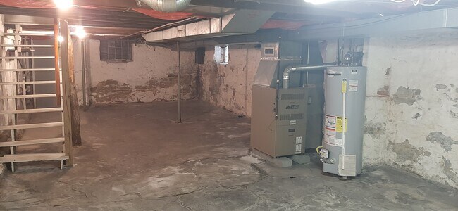 Building Photo - 2511 Broad Ave