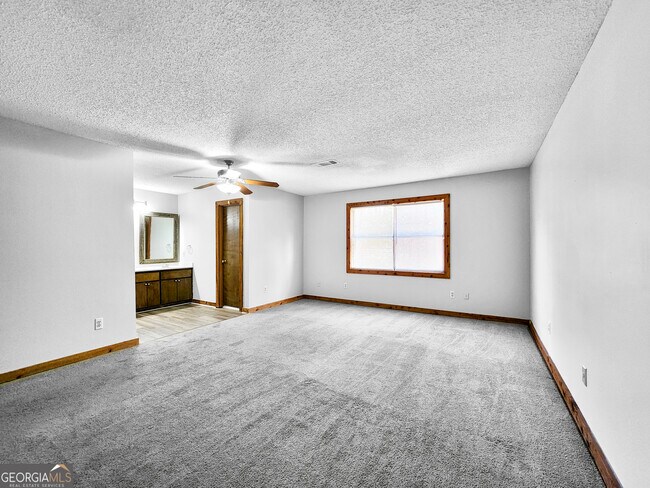 Building Photo - 1552 Golf Link Dr