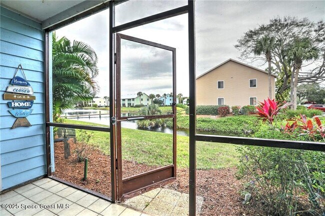 Building Photo - 9626 Riverside Dr