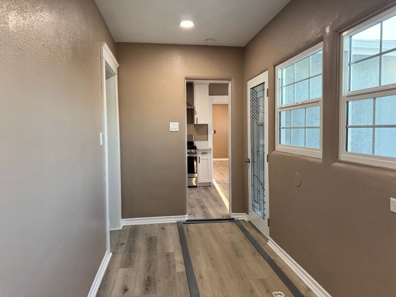 Building Photo - 3719 McKenzie St