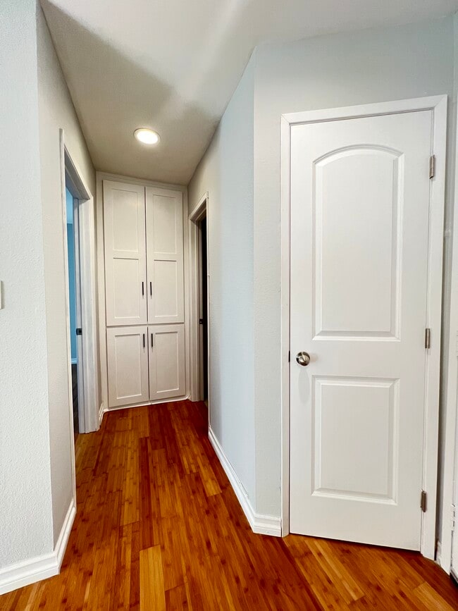 Hall linen and coat closets - 640 The Vlg