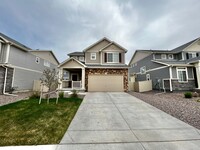 Building Photo - Stunning 4 bed 3.5 bath in Johnstown. Avai...