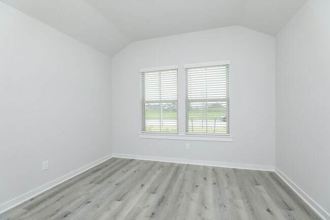 Building Photo - 1023 Santee Ct