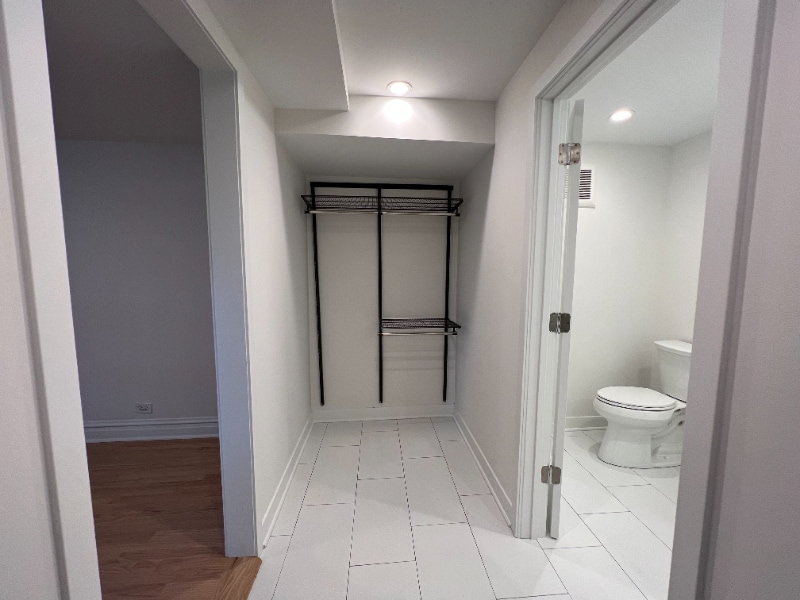 Building Photo - 2556 N Kedzie Blvd