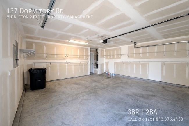 Building Photo - 137 Dormitory Rd