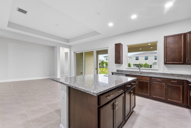 Building Photo - 5781 Lodgepole Ln