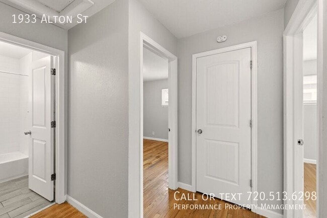 Building Photo - 1933 Alton St