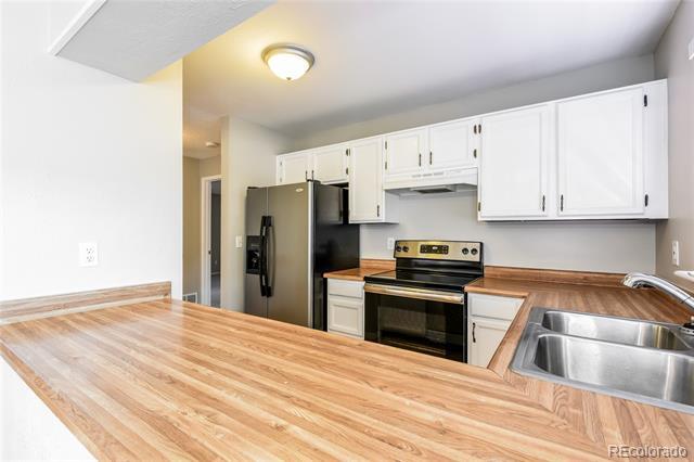 Building Photo - 18019 E Bellewood Dr