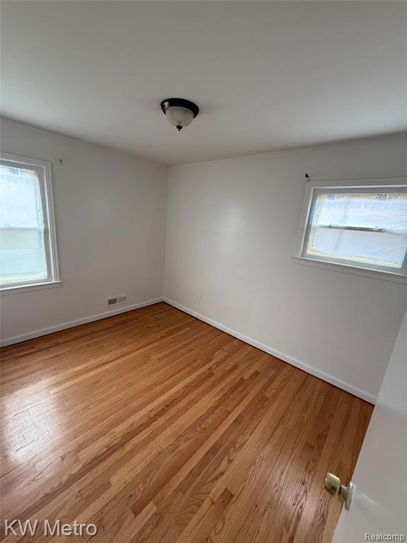 Building Photo - 386 Amherst St