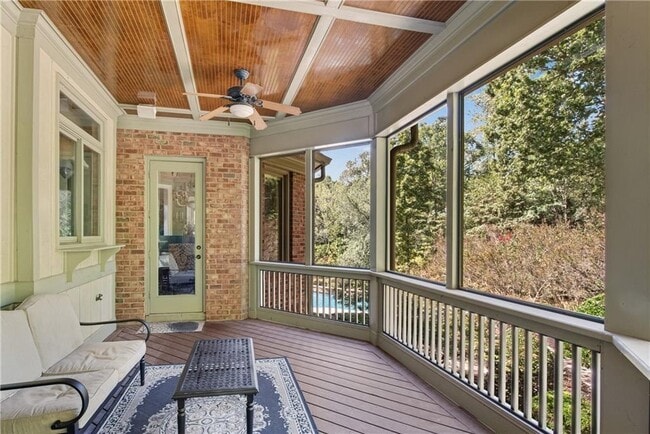 Building Photo - 8335 Hurakan Creek Crossing