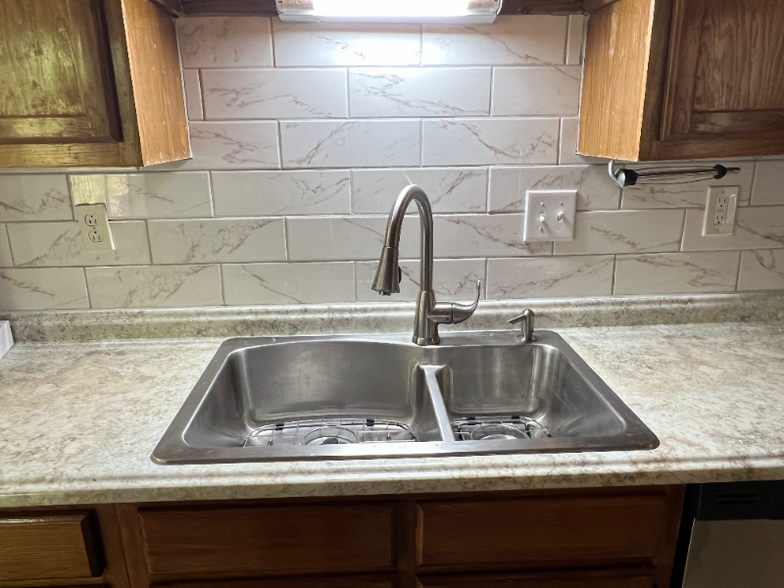Building Photo - 1057 Stones Throw Dr NW