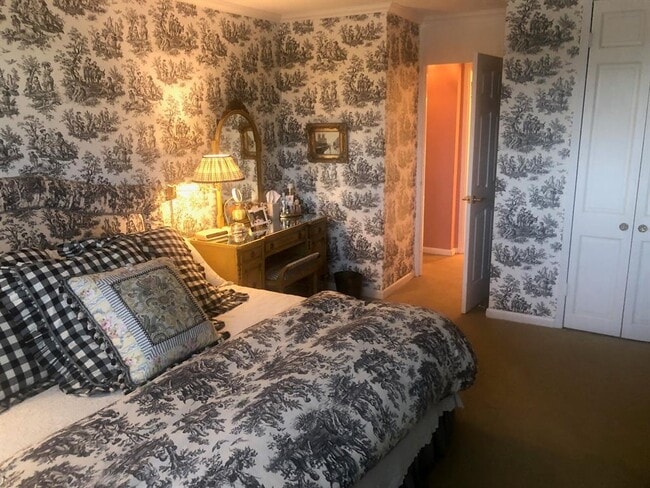 Building Photo - 3883 Turtle Creek Blvd