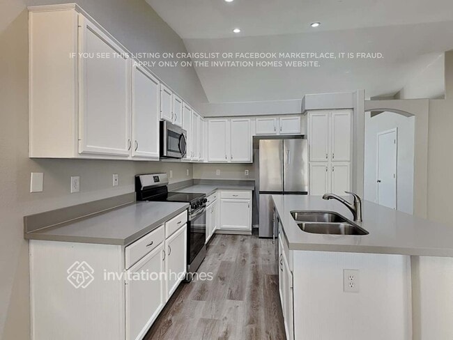 Building Photo - 7358 E Nopal Ave