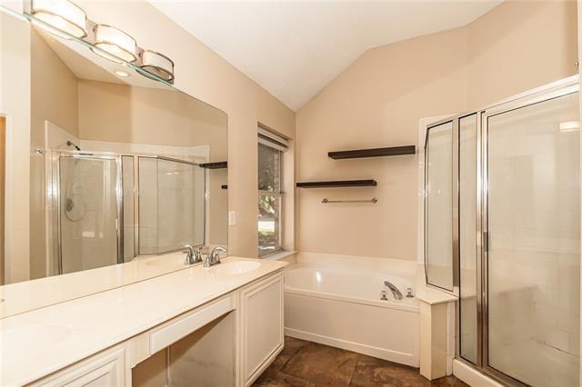 Building Photo - 306 Bardwell Dr