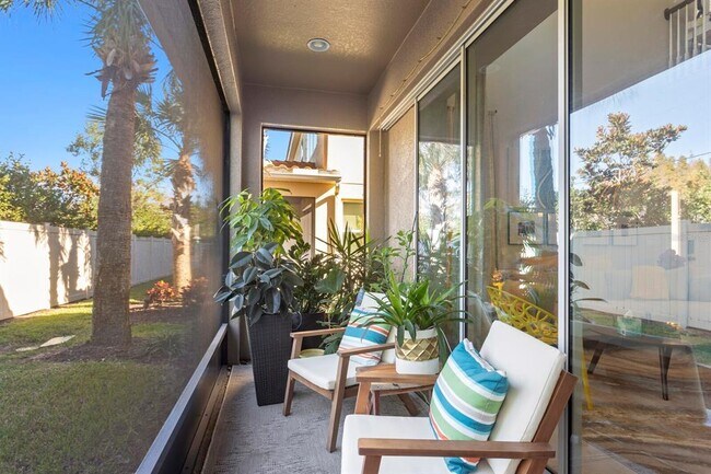 Building Photo - 8711 Terracina Lake Dr