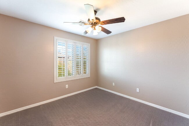 Building Photo - 3 bedroom, 2.5 bathroom Home with a 2 car garage  in  a Gated Community!