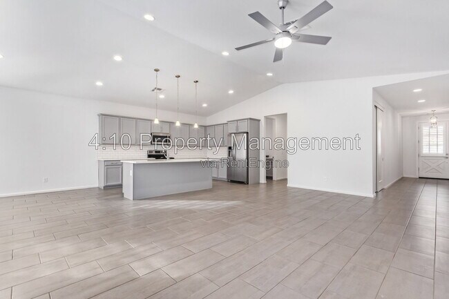 Building Photo - 2435 N 27th St