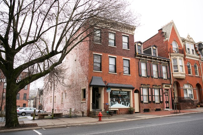 Building Photo - 126 N Prince St