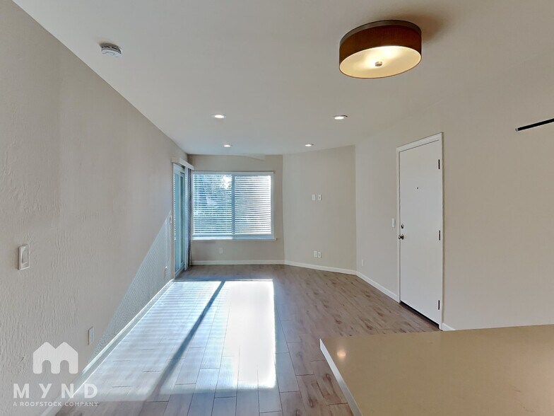 Building Photo - 2524 T St