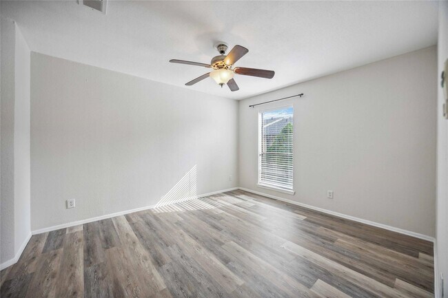 Building Photo - 15534 Zabolio Dr