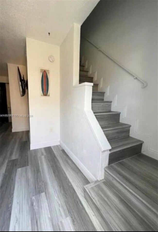 Building Photo - 1542 NW 35th St