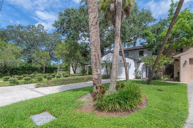 Building Photo - 4735 W Vasconia St