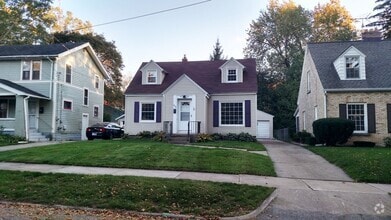 Building Photo - 3 bedroom home in SE Grand Rapids!