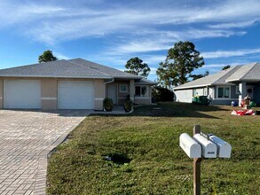 Building Photo - Duplex Unit For Rent In Port Charlotte