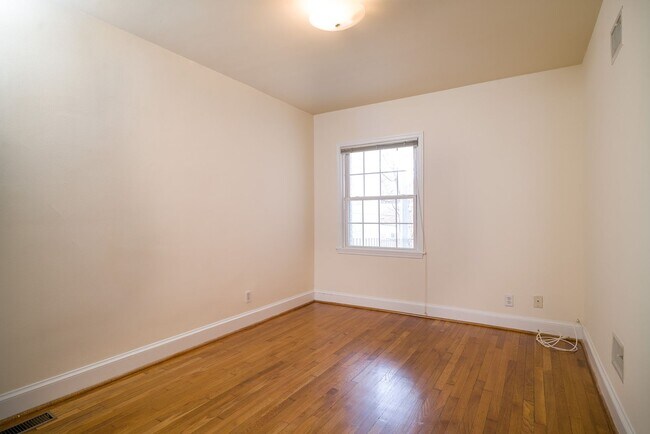 Building Photo - 2328 40th St NW