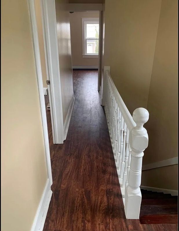 Building Photo - 382 E Grove St